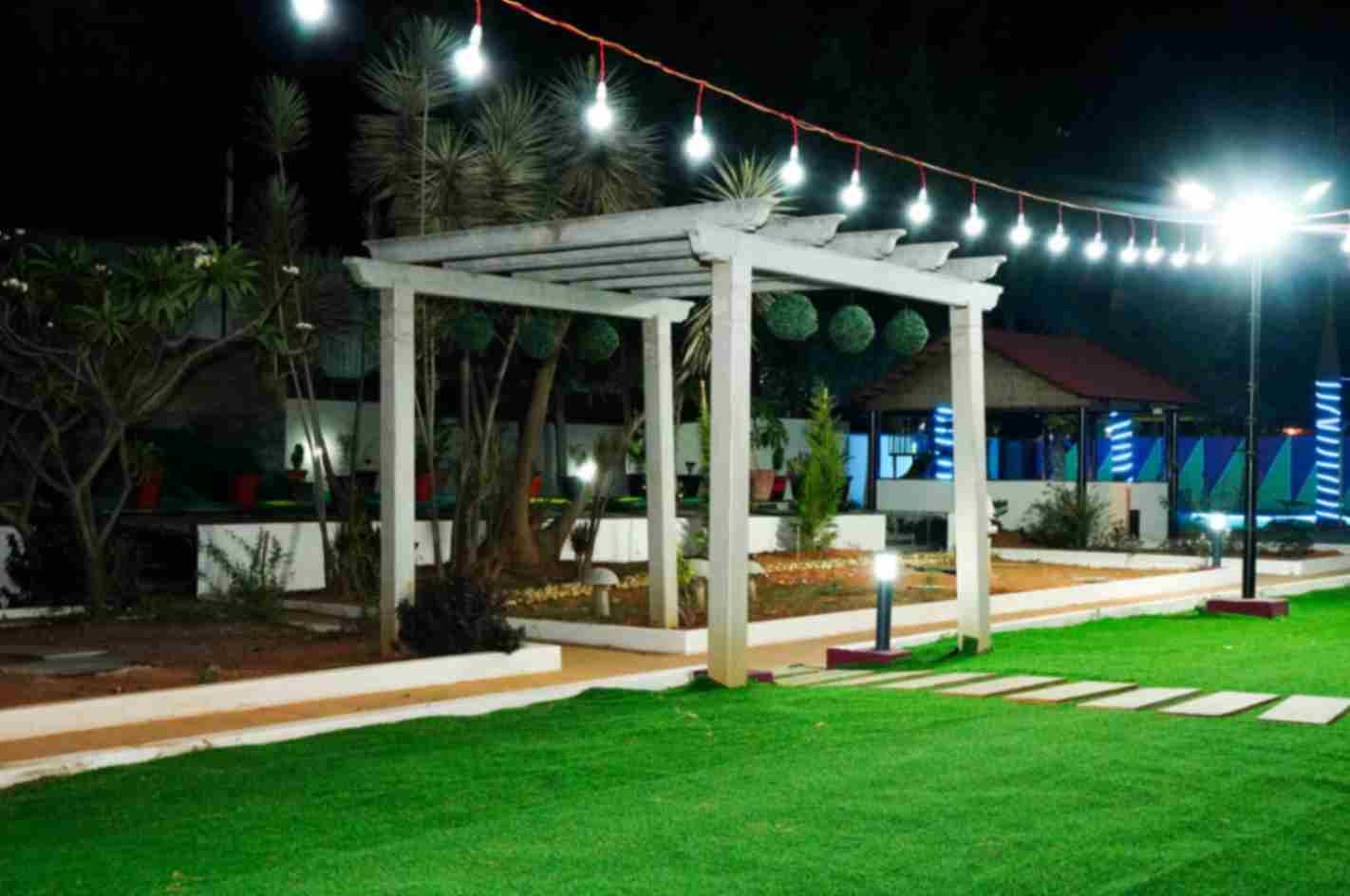 Outdoor Space mantpa